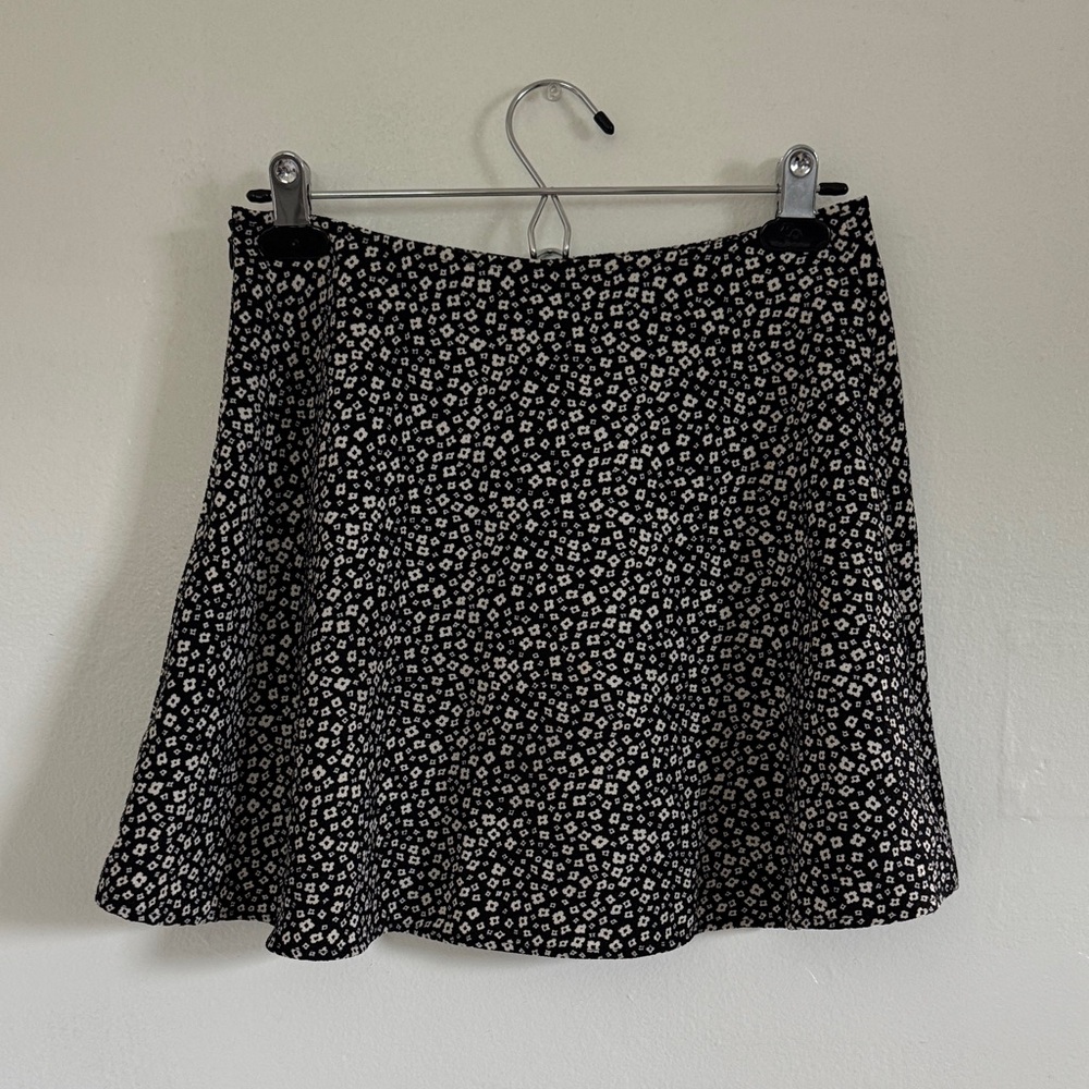 Anthropologie - Cope - b&w floral mini skirt